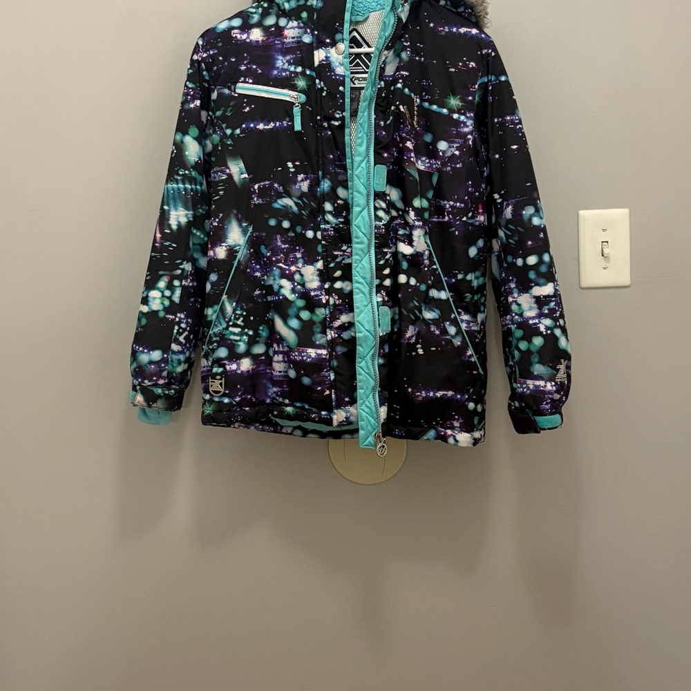 Stylish Kids Puffer Jacket - Black and Blue